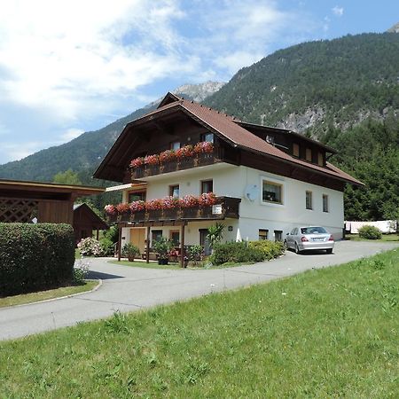 Haus Assinger Apartamento Hermagor-Pressegger See Exterior foto